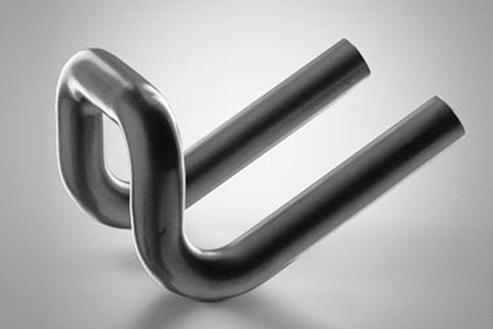 What are the characteristics of pipe bending by a pipe bender